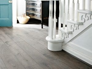1049_Sawn_Oak_Hallway
